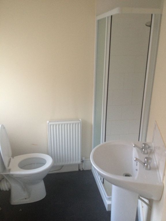 Property photo 3 of 3