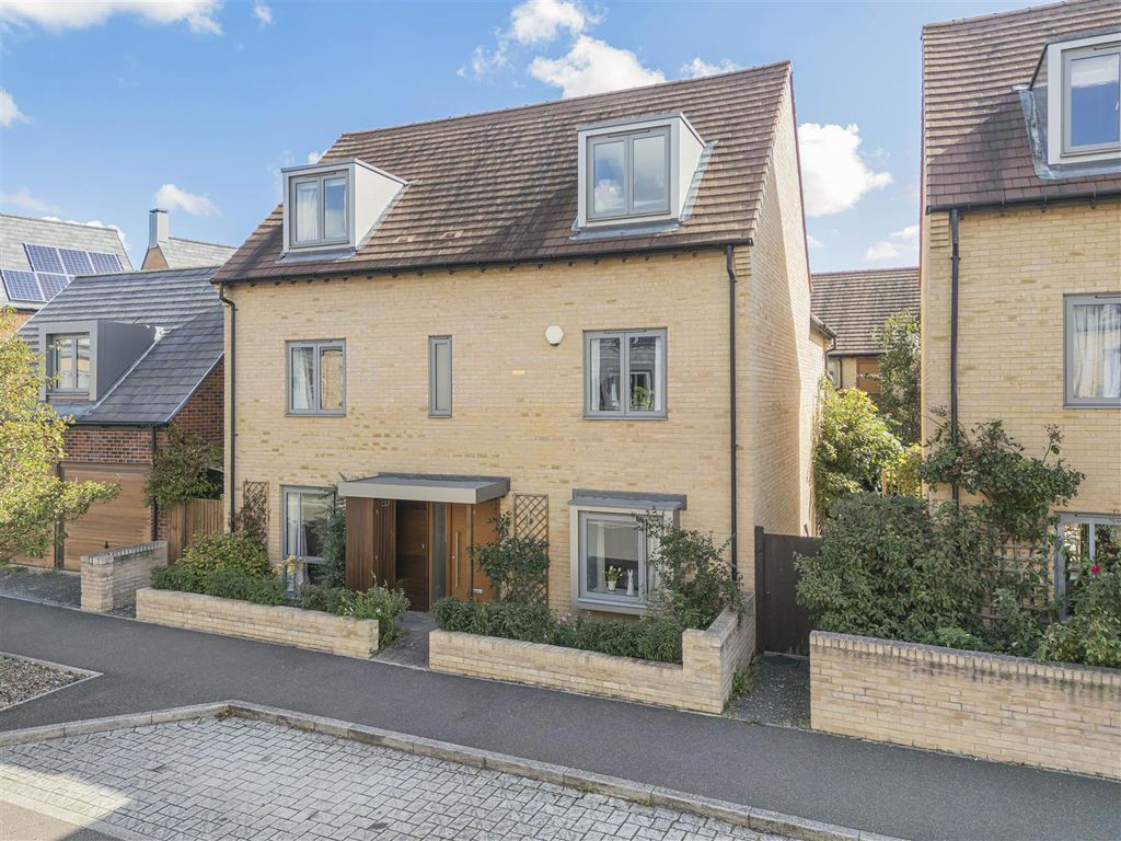 Property photo 1 of 28 2_63862.Jpg