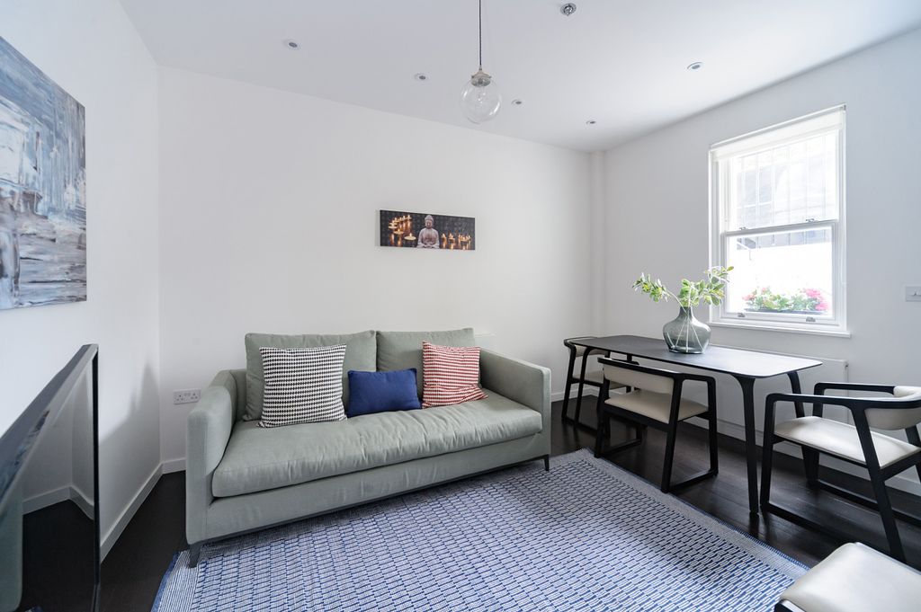 Property photo 2 of 12 Photo 11