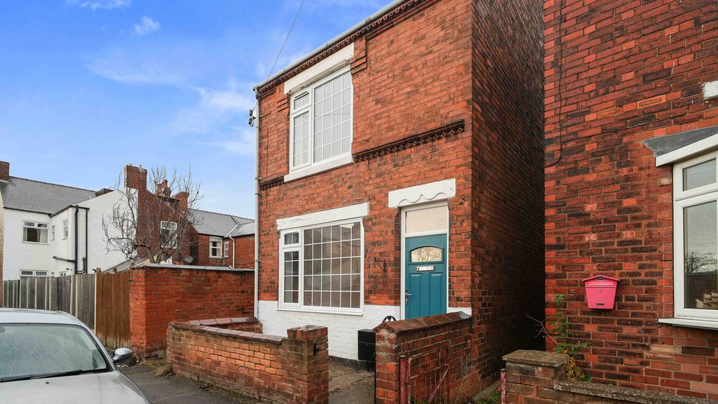 Property photo 2 of 18