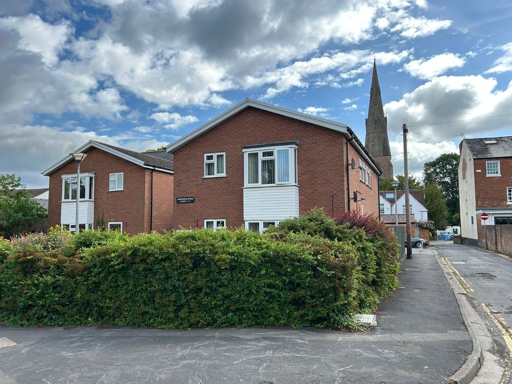 Property photo 1 of 17 Front