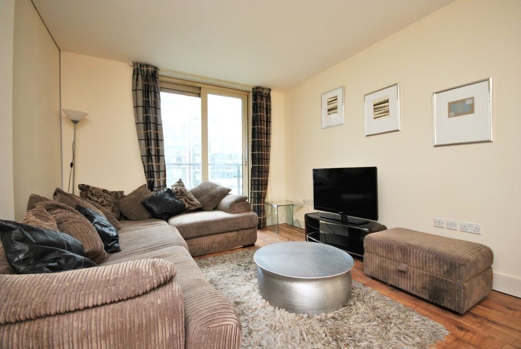 Property photo 2 of 8