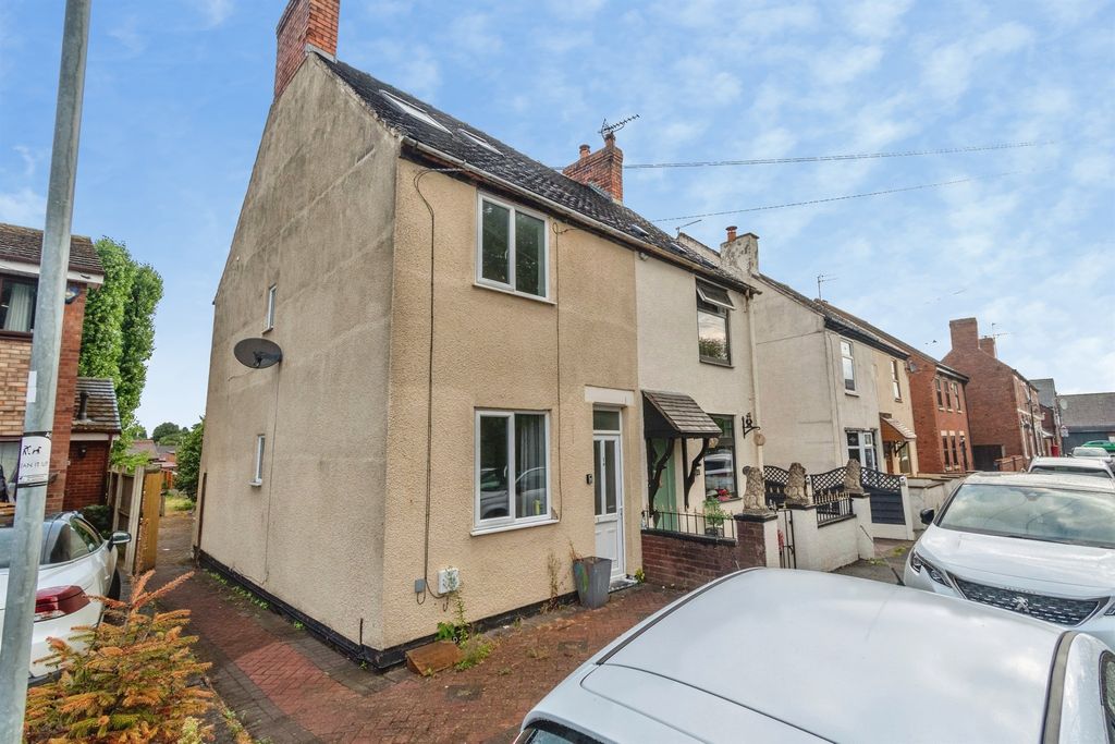 Property photo 1 of 18