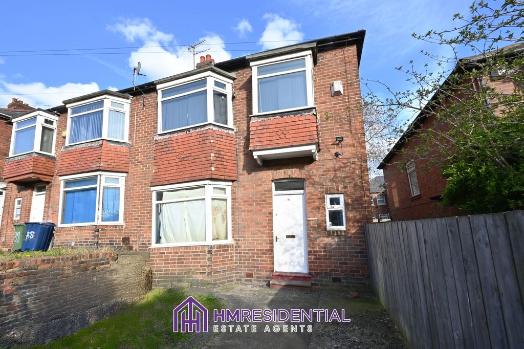 Property photo 1 of 1 2 Bedroom Ground Floor Flat For Rent On Axbridge Gardens, Elswick, Newcastle Upon Tyne, Ne4 8Eb Â£700.00 01/05/2026