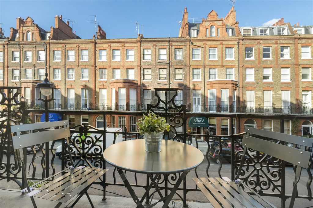 Property photo 2 of 20 Balcony