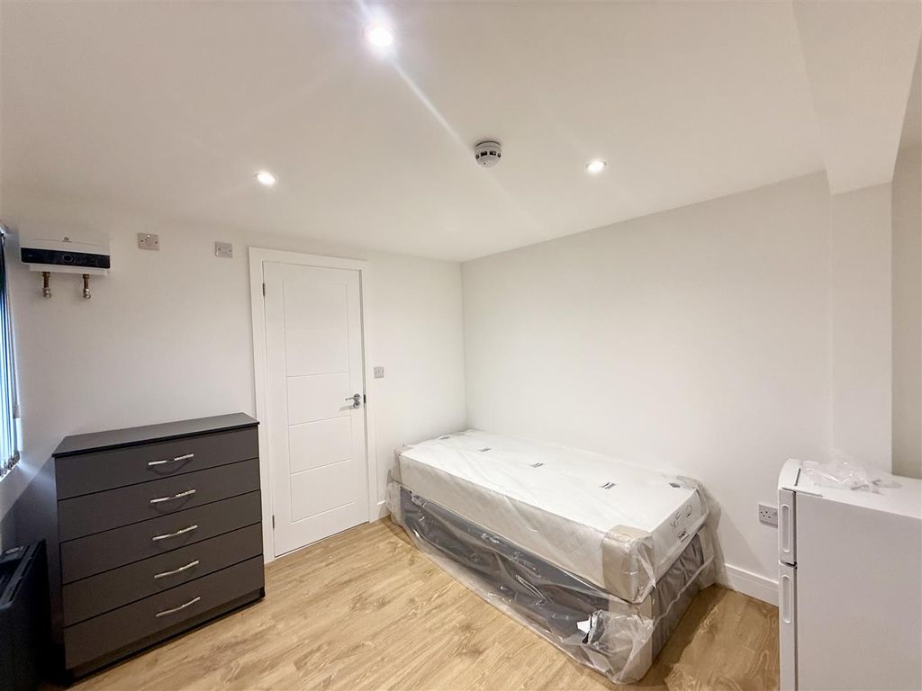 Property photo 1 of 9 Img_1993.Jpeg