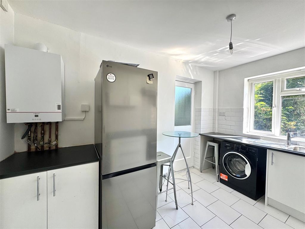 Property photo 3 of 15 8.Jpg
