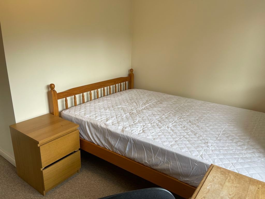 Property photo 3 of 5 Photo 2