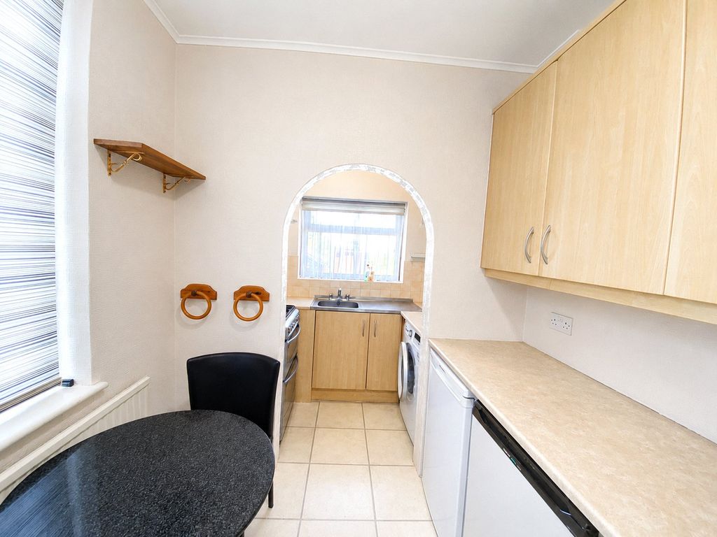 Property photo 3 of 7 Picture No. 06