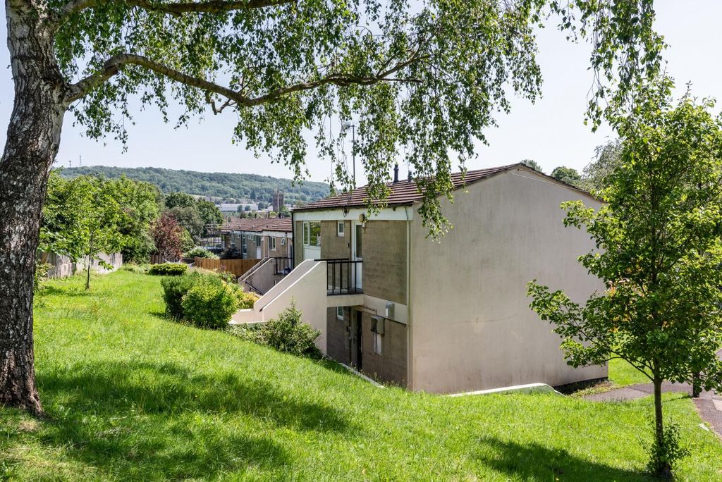 Property photo 1 of 13 14 Spring Lane, Bath BA1 6Ny-1.Jpg