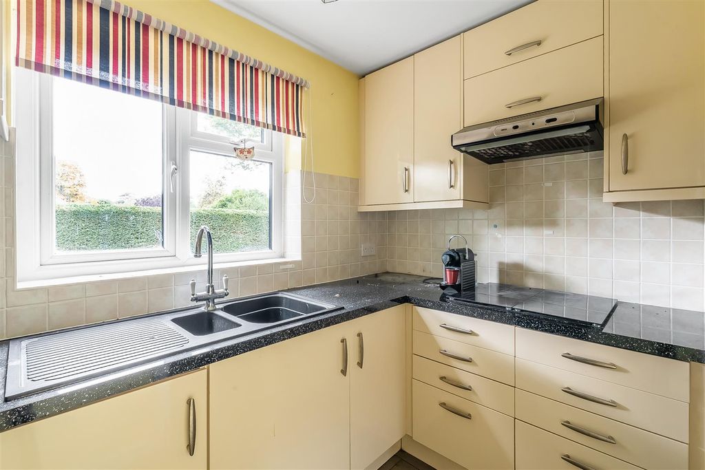Property photo 2 of 17 3-Portland-House-Mews-4.Jpg