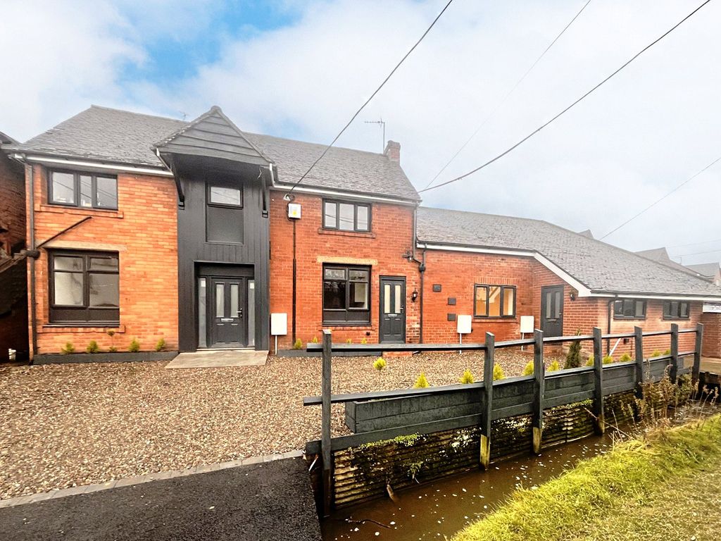 Property photo 1 of 8 Picture No. 14