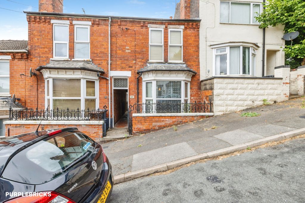Property photo 1 of 24