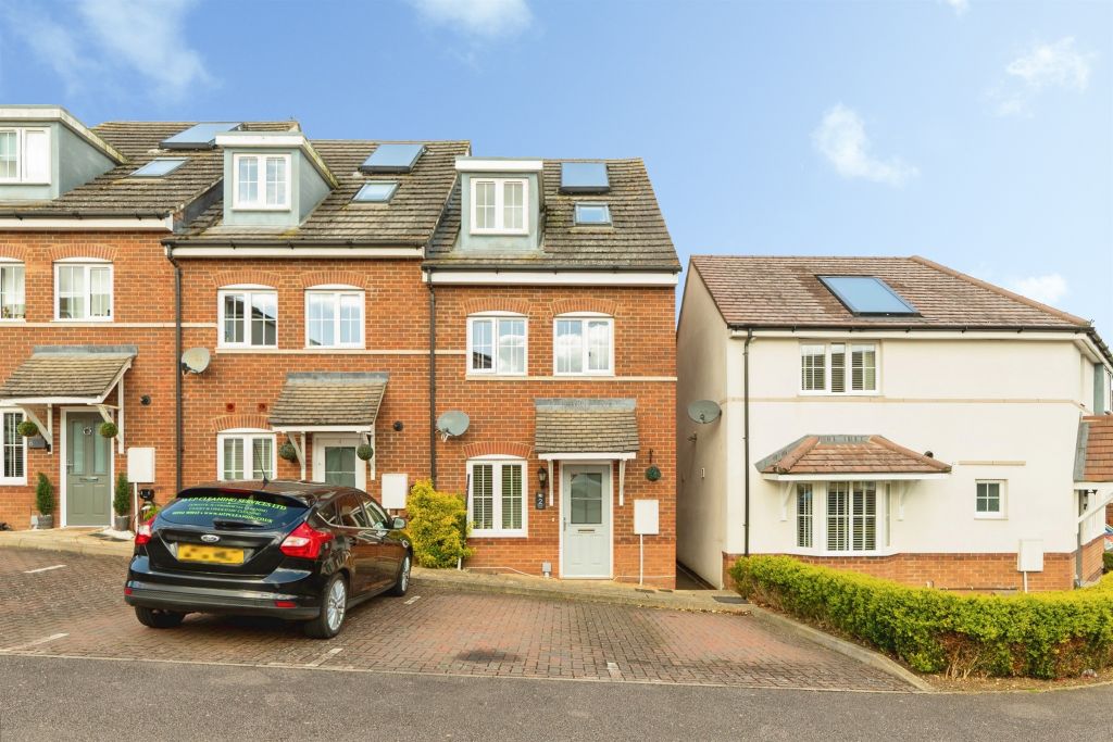 Property photo 1 of 21