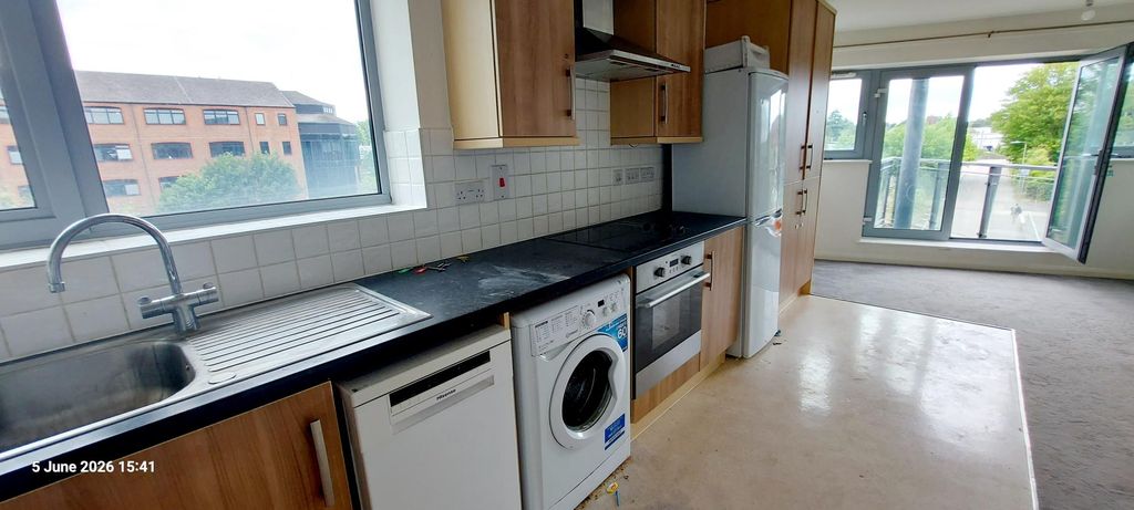 Property photo 3 of 15 Kitchen