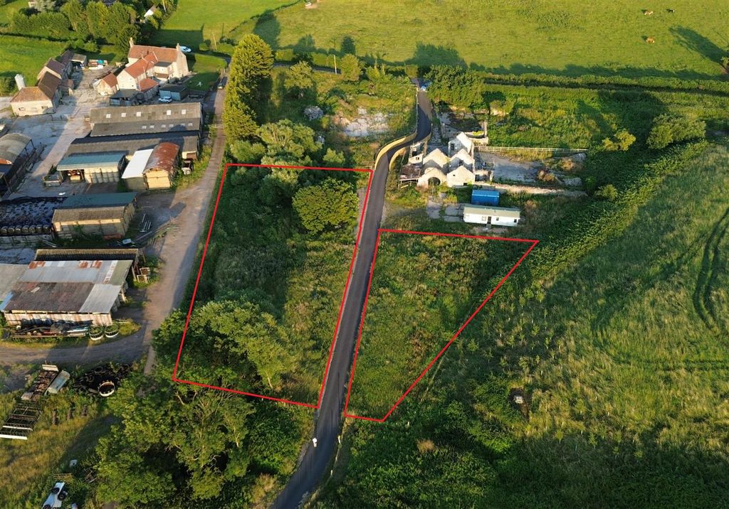 Property photo 1 of 11 Red Line 2.Jpg