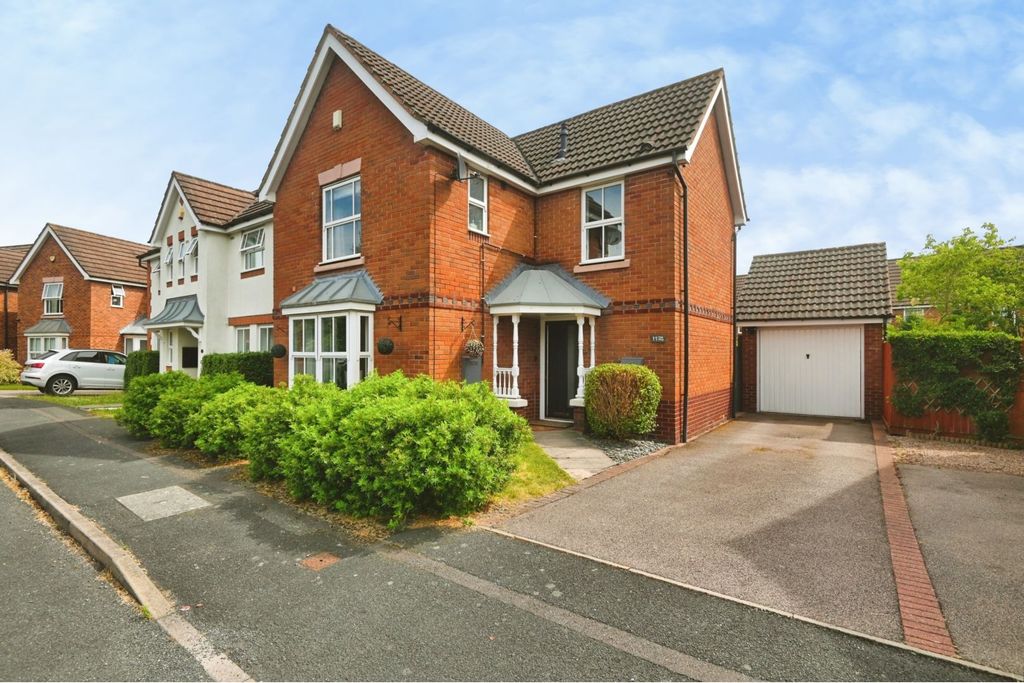 Property photo 1 of 17