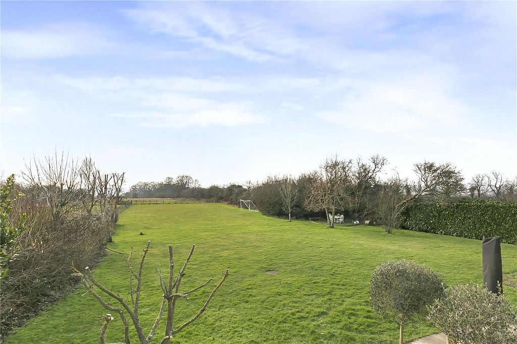 Property photo 2 of 26 Picture No. 17