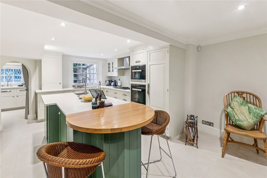 Property photo 2 of 13 Picture No. 16