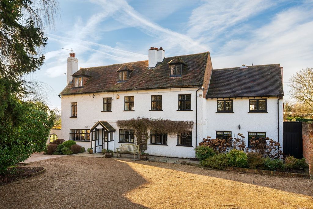 Property photo 1 of 45