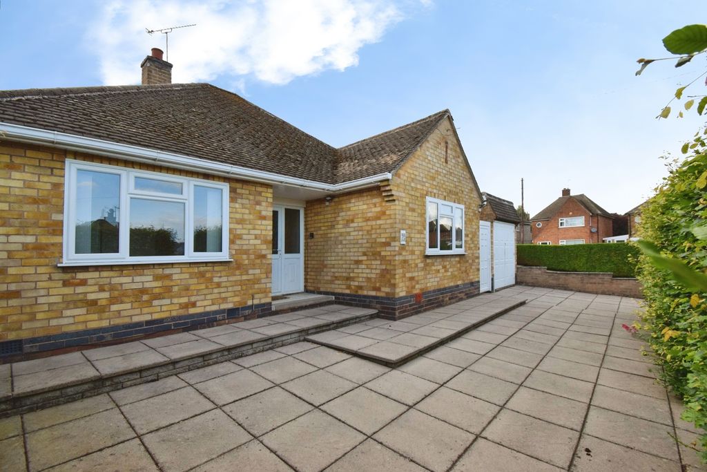 Property photo 3 of 20 Pbox-Img.Jpg