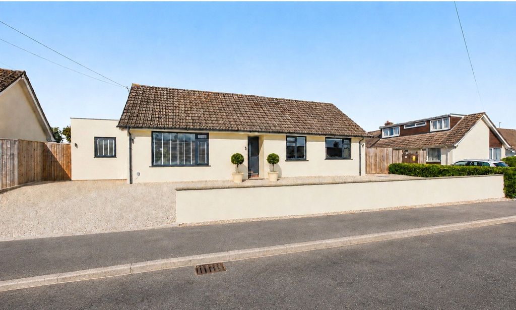 Property photo 1 of 27 Picture No. 37