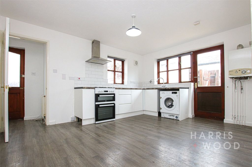 Property photo 2 of 12 Picture No. 07