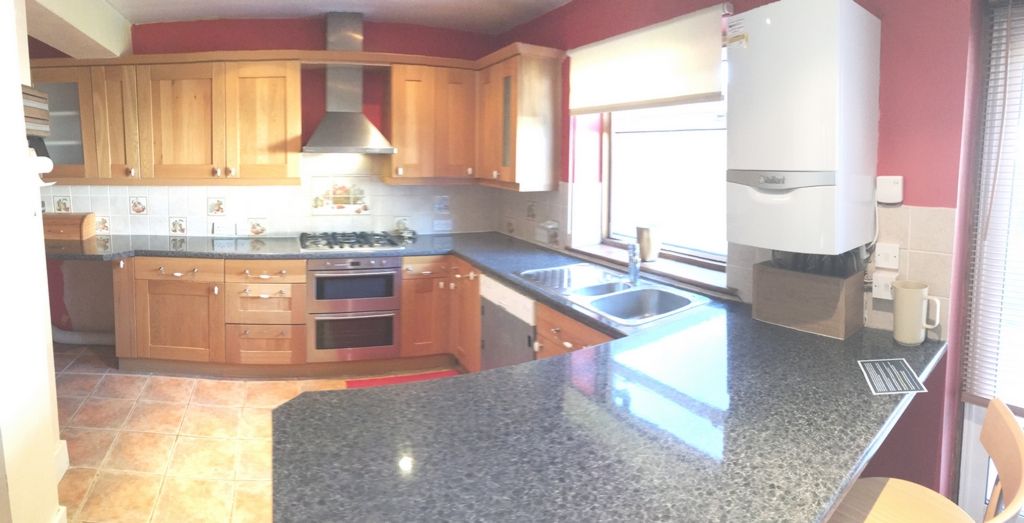 Property photo 1 of 16 Kitchen