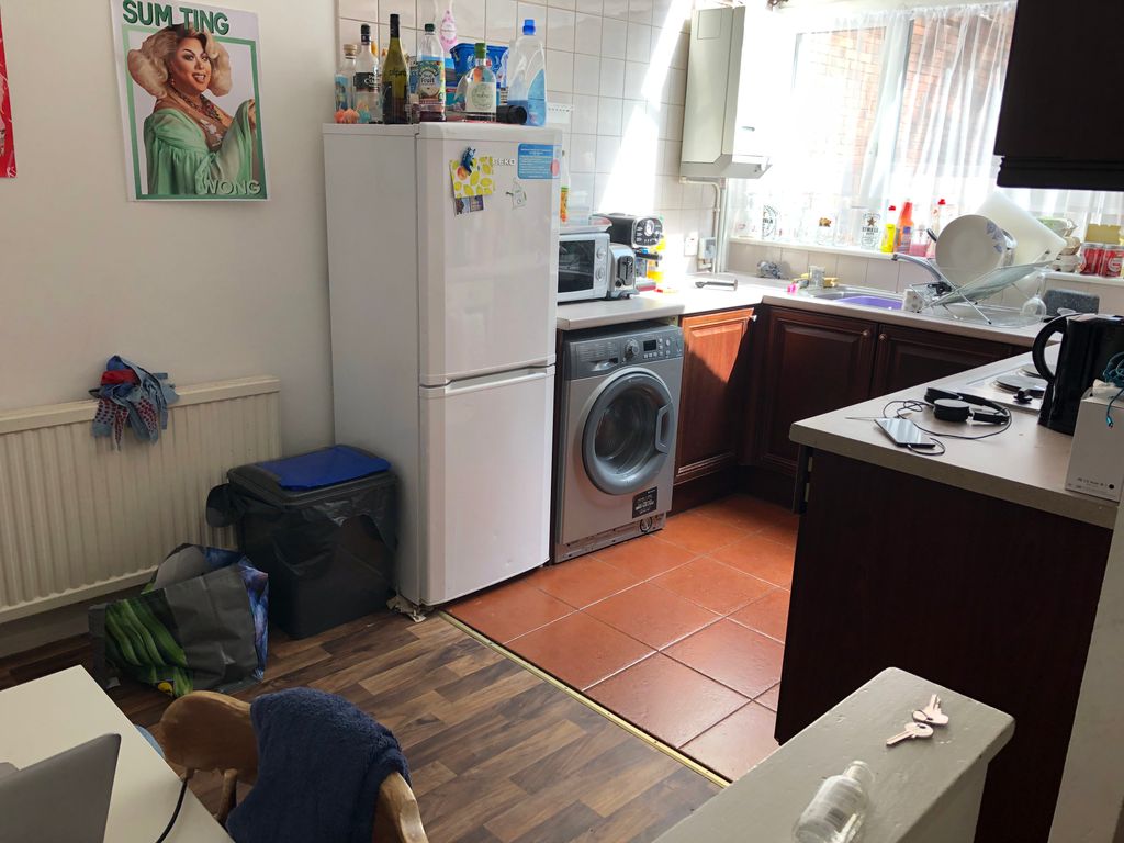 Property photo 3 of 23