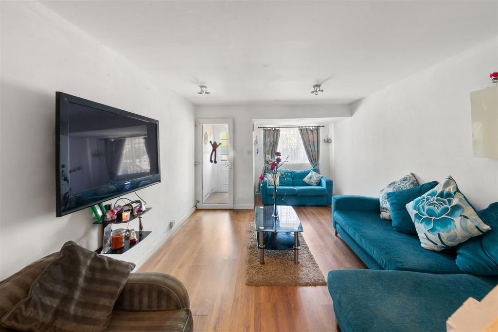 Property photo 1 of 18 1