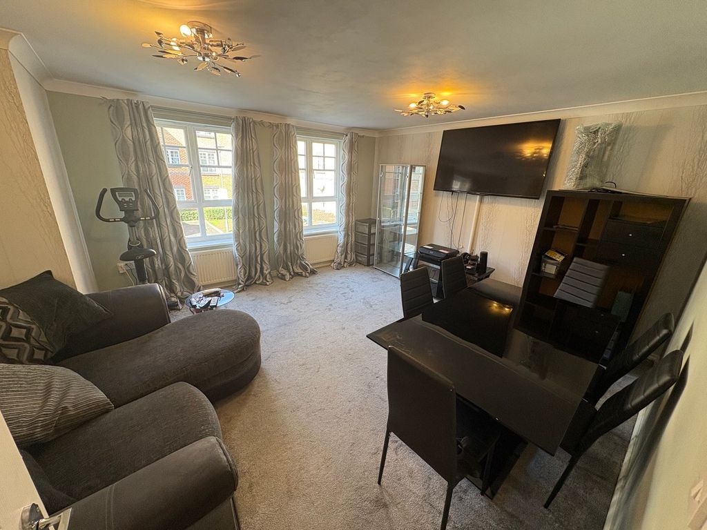 Property photo 2 of 7