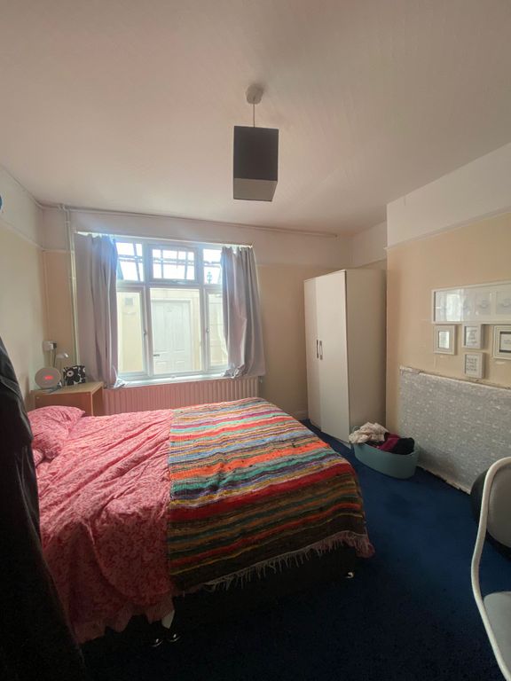 Property photo 3 of 8