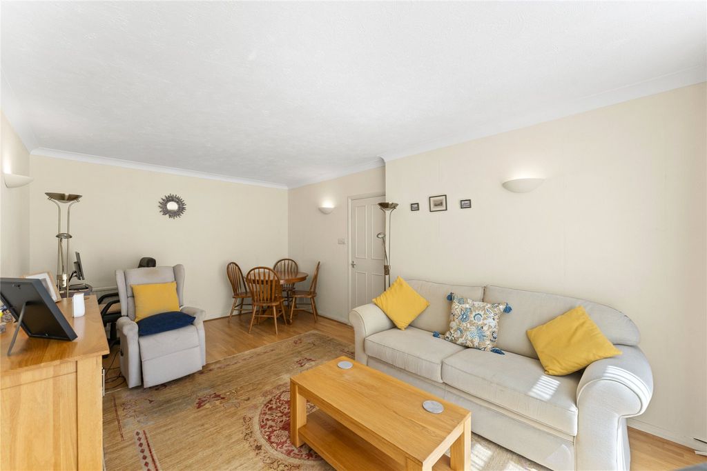 Property photo 3 of 16 Picture No. 31