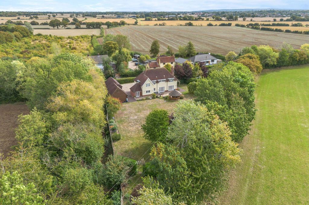 Property photo 1 of 61