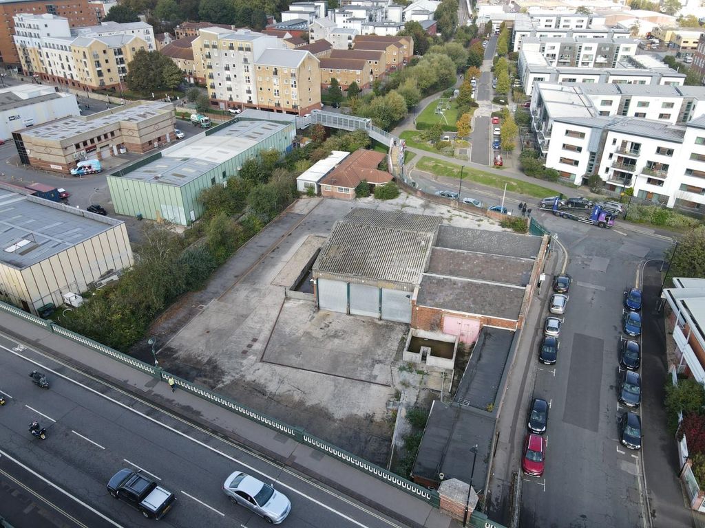 Property photo 3 of 13