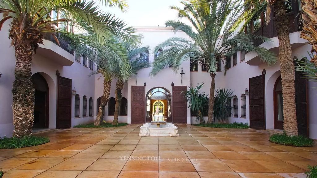 Property photo 2 of 27 Entrance Tile