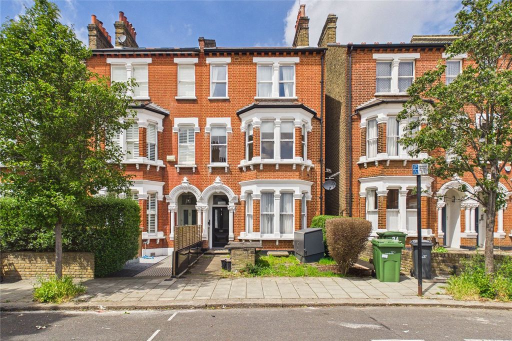 Property photo 1 of 11 Picture No. 10