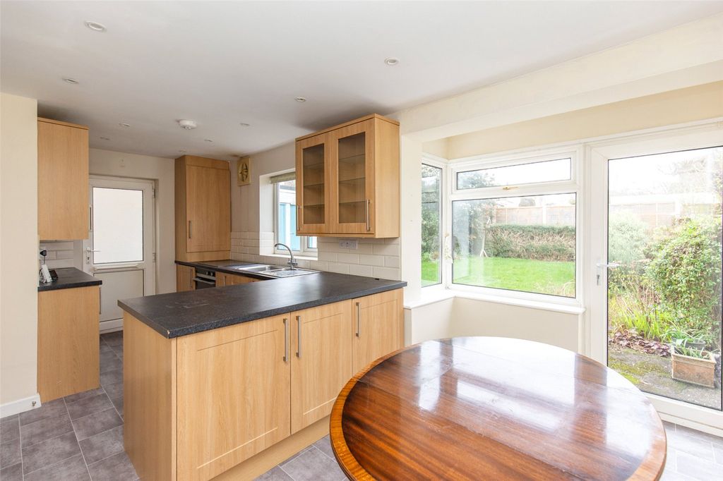 Property photo 2 of 20 Picture No. 21