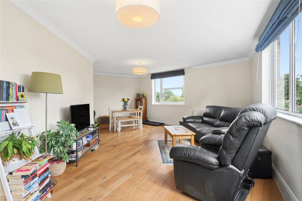 Property photo 2 of 12 Picture No. 03