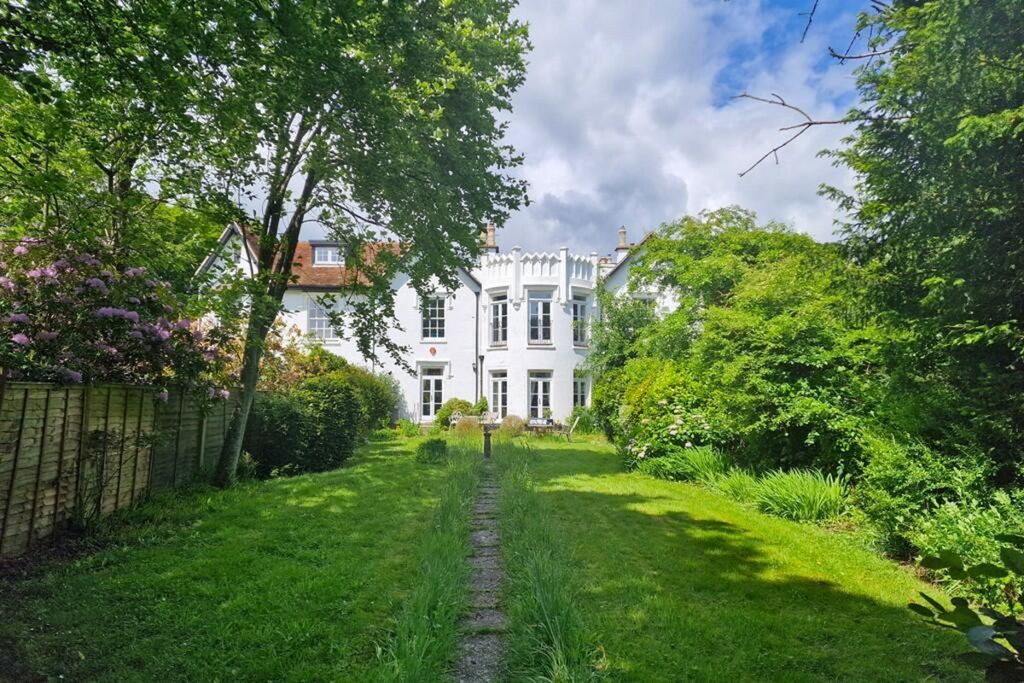 Property photo 1 of 31