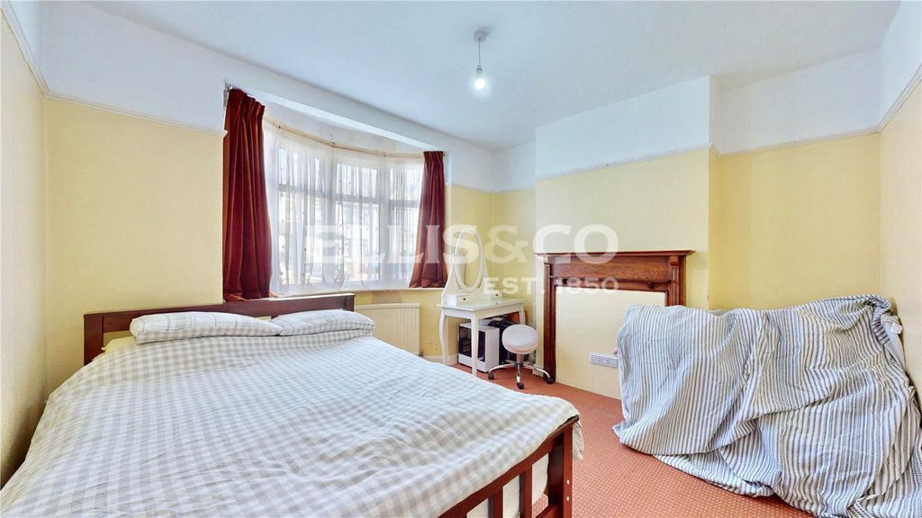 Property photo 3 of 16 Picture No. 06