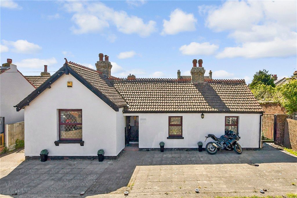 Property photo 1 of 16 Front
