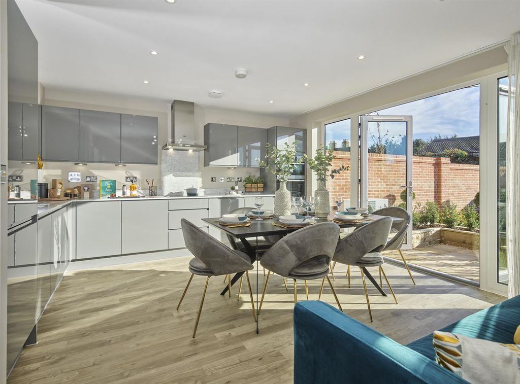 Property photo 2 of 15 Kitchen &amp; Dining 2.Jpg