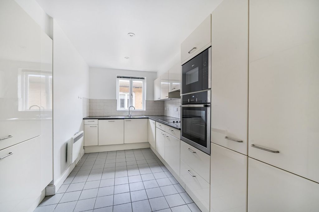 Property photo 3 of 17 Picture No. 03