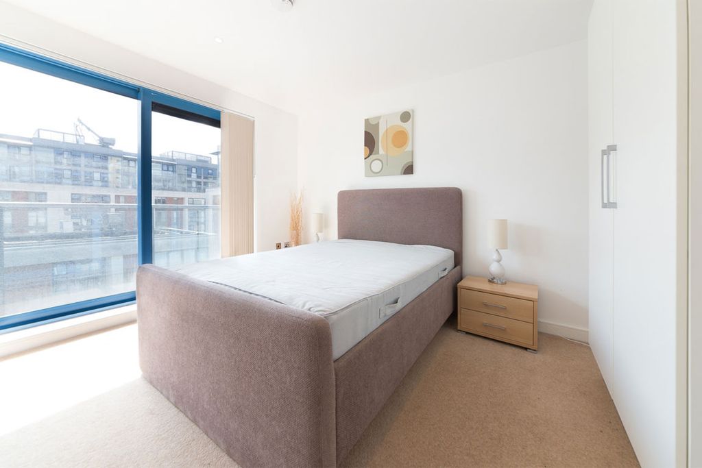 Property photo 3 of 7