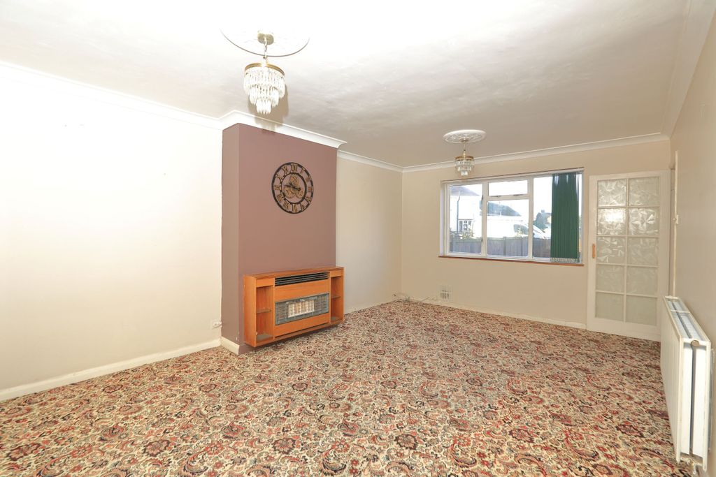 Property photo 3 of 23