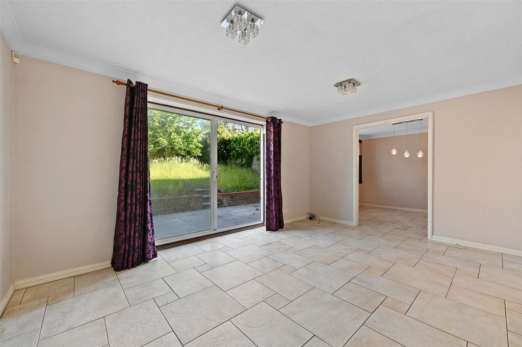 Property photo 2 of 11 Reception Room