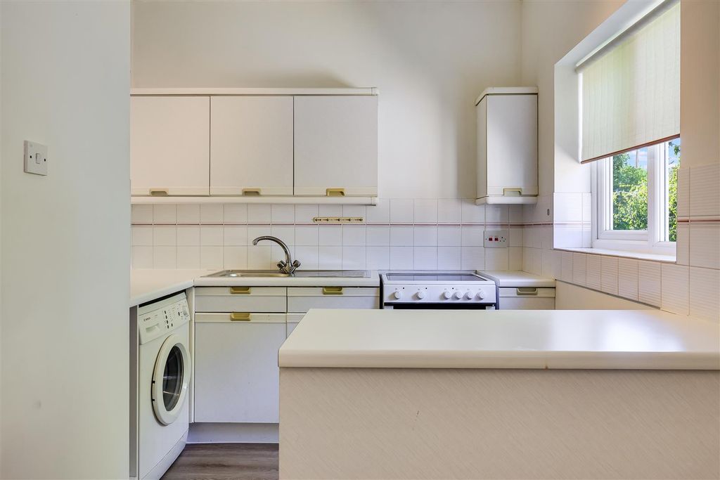 Property photo 2 of 14 Img (2).Jpg