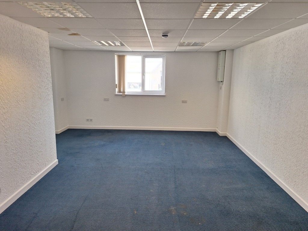 Property photo 3 of 3