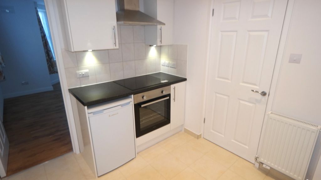 Property photo 2 of 11 Sam_0545